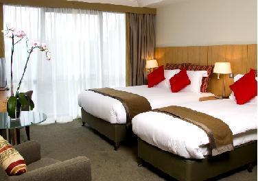 Clarion Hotel Suites Limerick Exterior photo